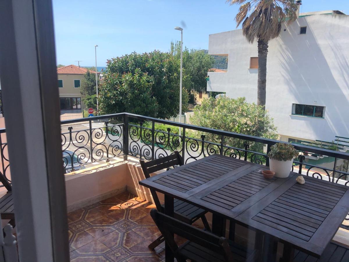 Apartment Poetto House-molara Due *